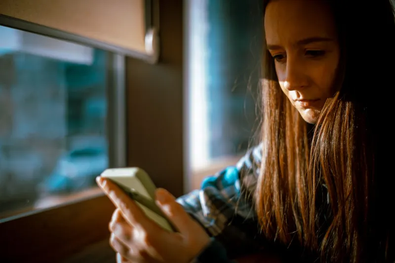 Don't Bet on the Crowd: Why Social Media Tips Are Emptying Aussie Punters' Pockets